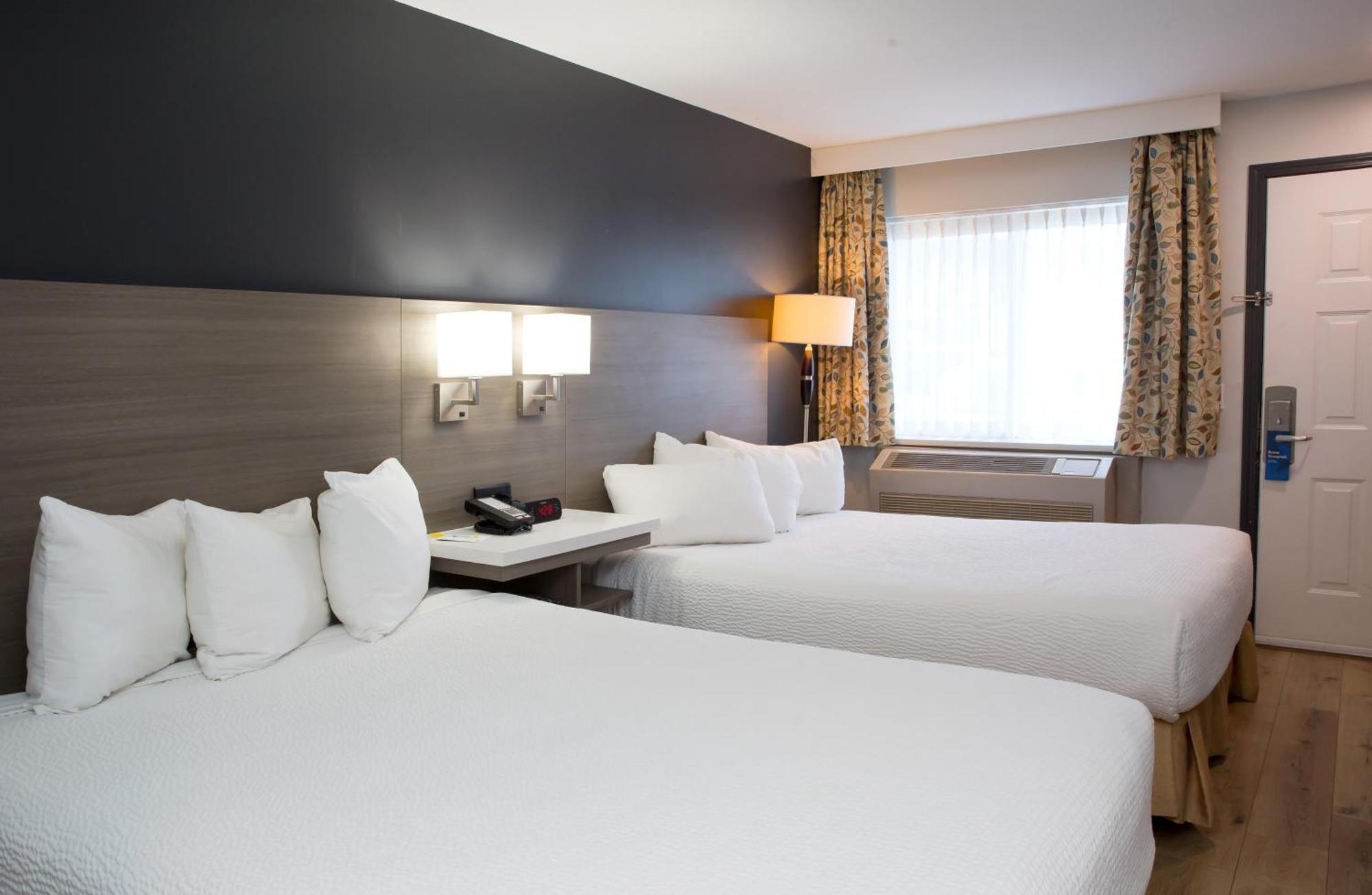 Days Inn By Wyndham Kelowna Exteriör bild