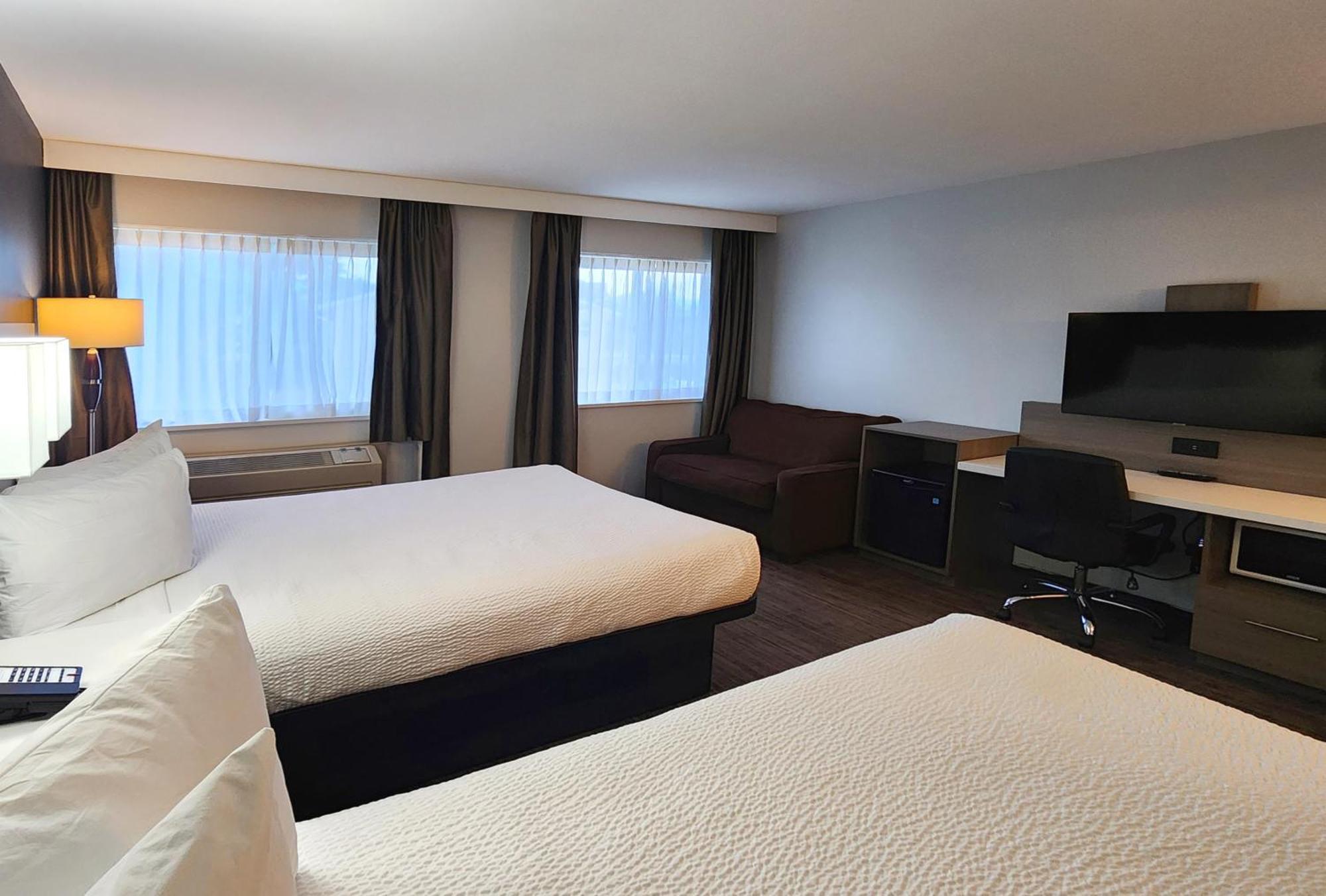 Days Inn By Wyndham Kelowna Exteriör bild